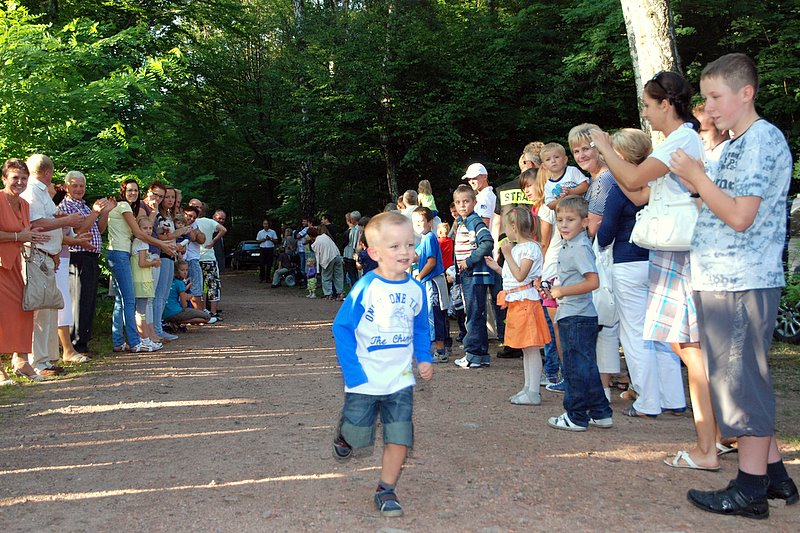 [Rozmiar: 168526 bajt�w]
