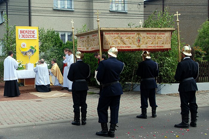 [Rozmiar: 124336 bajt�w]