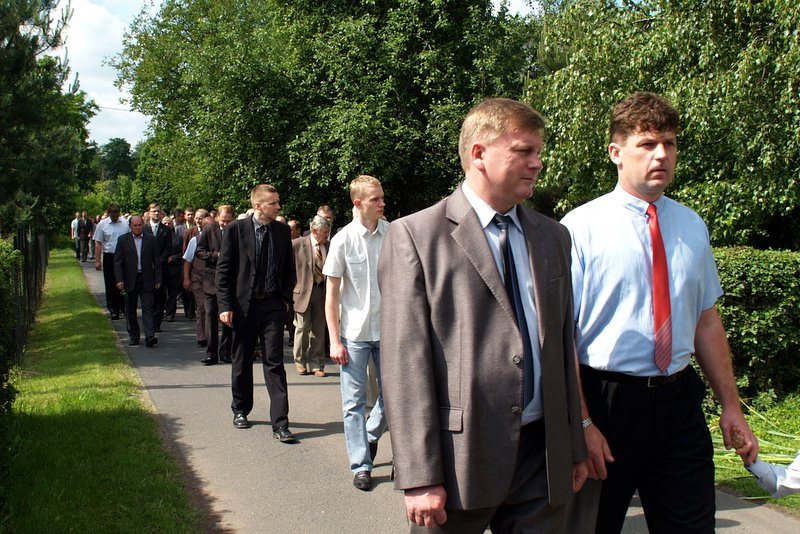 [Rozmiar: 154988 bajt�w]