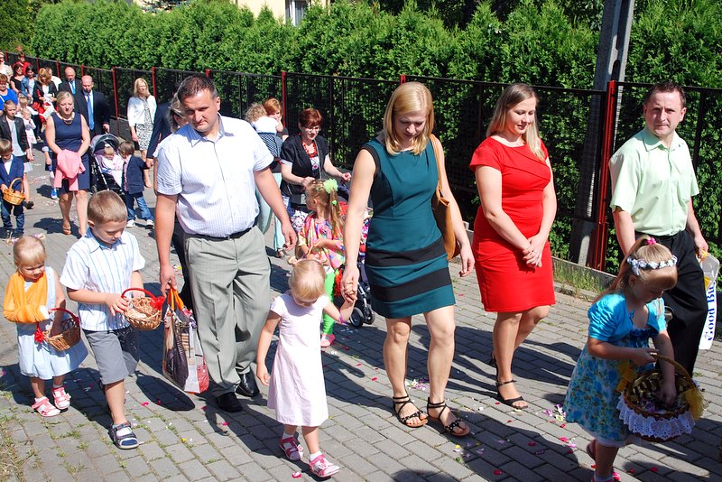 [Rozmiar: 183227 bajt�w]