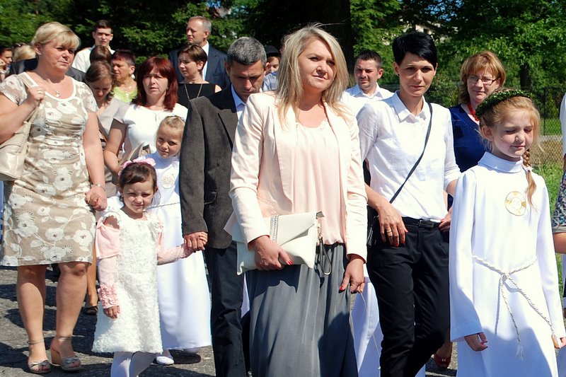 [Rozmiar: 128607 bajt�w]