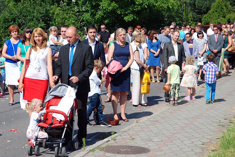[Rozmiar: 179360 bajt�w]