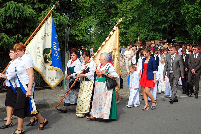 [Rozmiar: 163428 bajt�w]