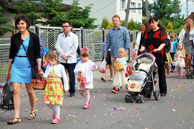 [Rozmiar: 174386 bajt�w]