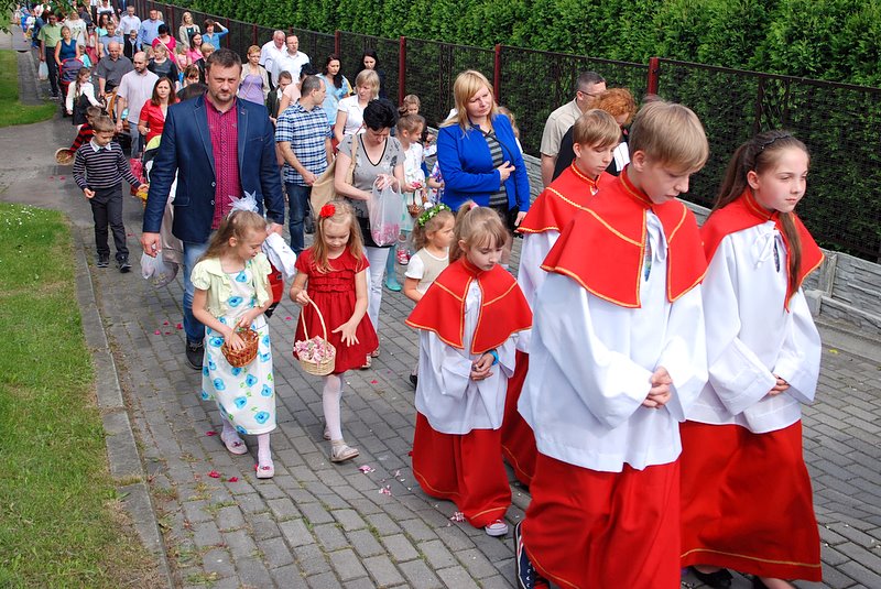 [Rozmiar: 158514 bajt�w]