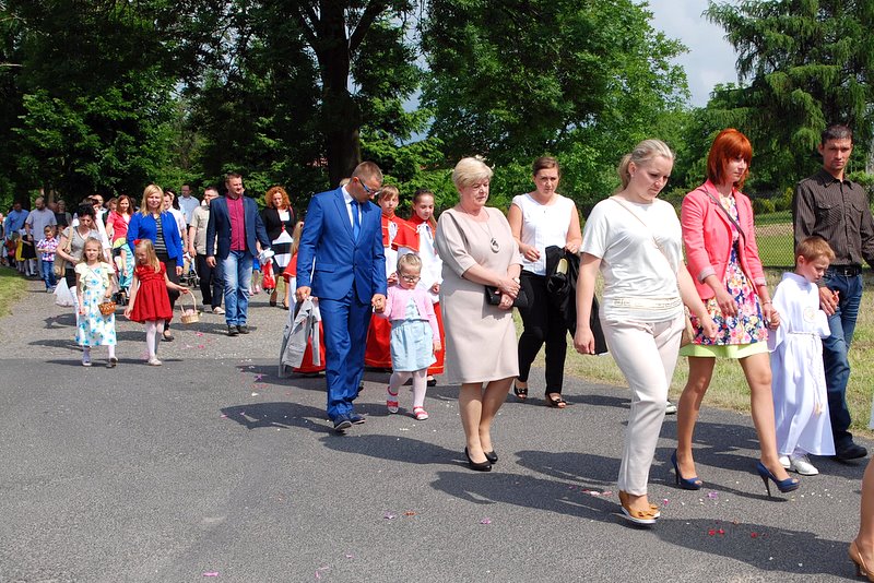 [Rozmiar: 173296 bajt�w]