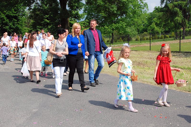 [Rozmiar: 179388 bajt�w]
