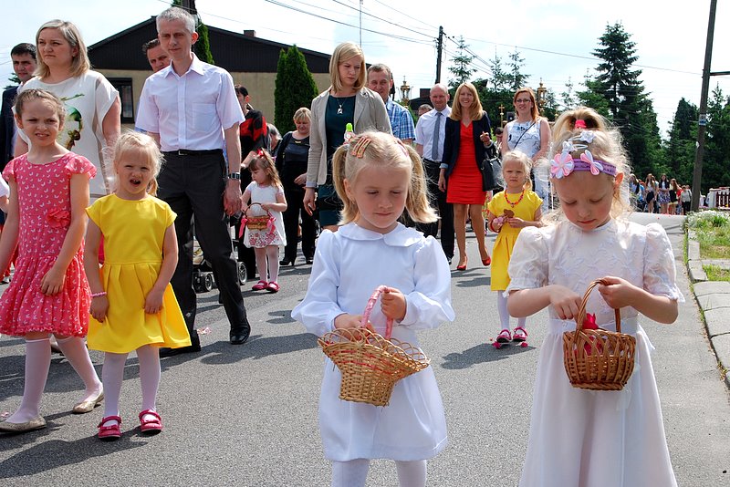 [Rozmiar: 148656 bajt�w]