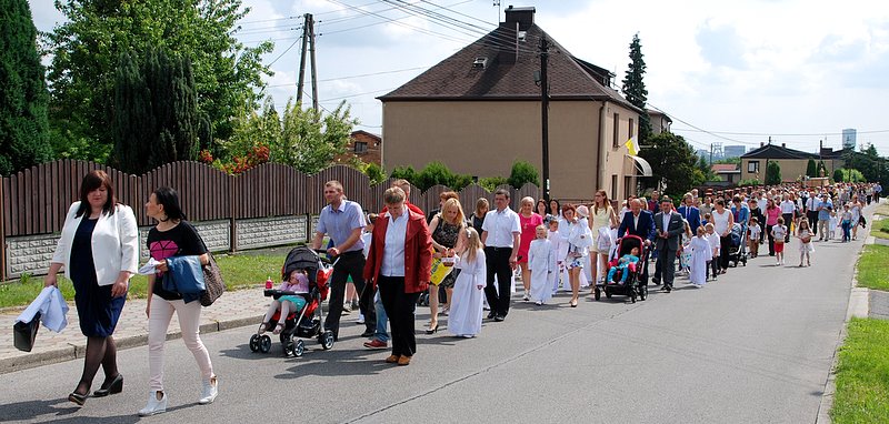 [Rozmiar: 109820 bajt�w]