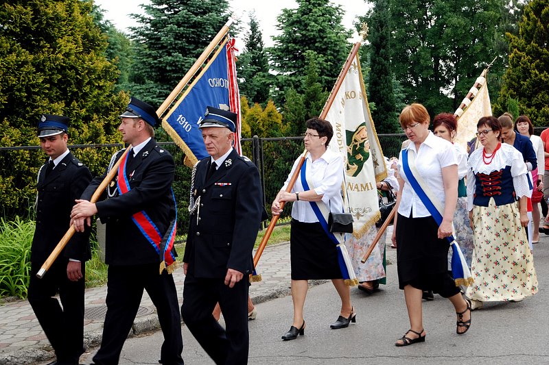[Rozmiar: 173932 bajt�w]