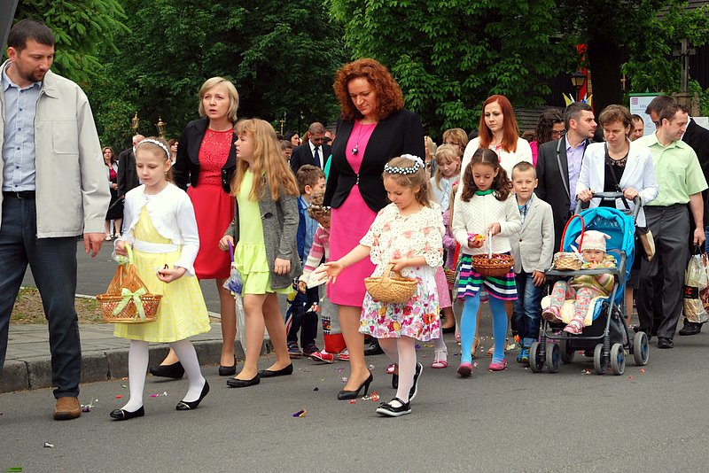 [Rozmiar: 153512 bajt�w]