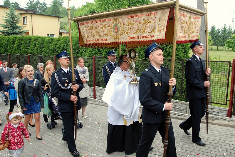[Rozmiar: 165141 bajt�w]