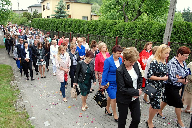 [Rozmiar: 184411 bajt�w]