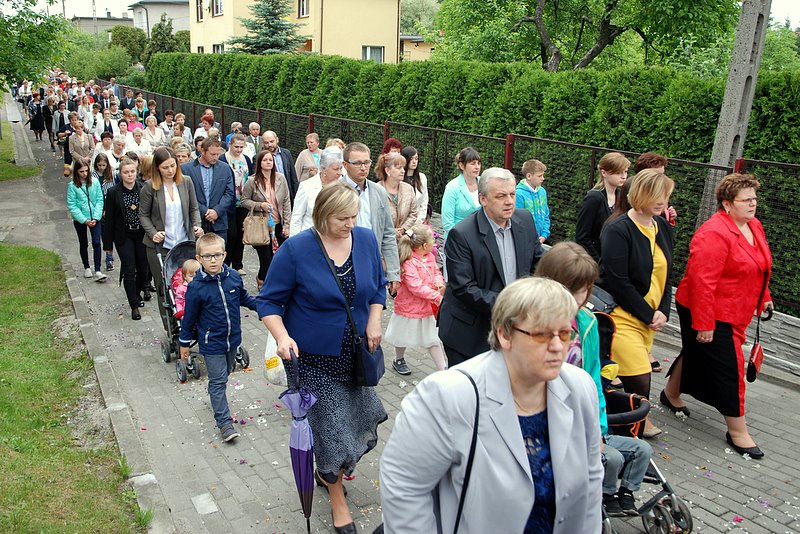 [Rozmiar: 179704 bajt�w]