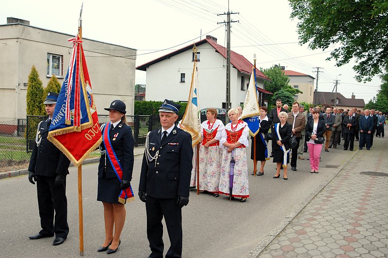 [Rozmiar: 141620 bajt�w]