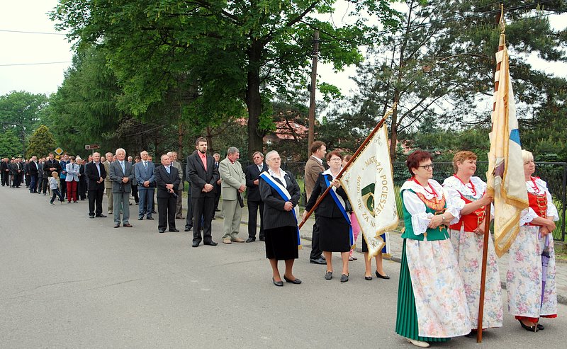 [Rozmiar: 156048 bajt�w]