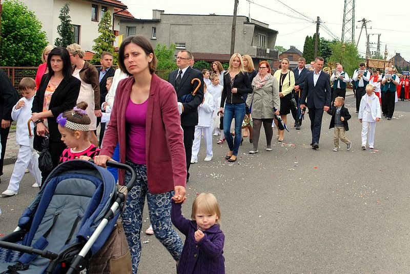 [Rozmiar: 150235 bajt�w]