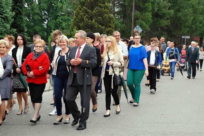 [Rozmiar: 150378 bajt�w]