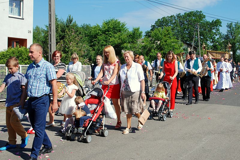 [Rozmiar: 179436 bajt�w]