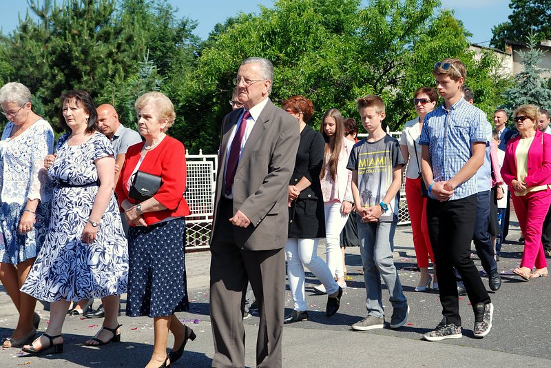 [Rozmiar: 184063 bajt�w]