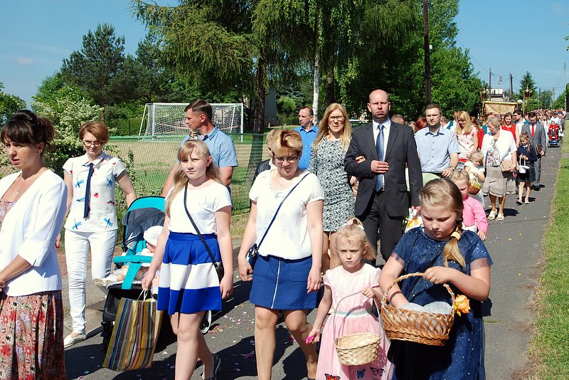 [Rozmiar: 175762 bajt�w]