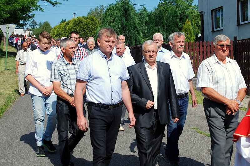 [Rozmiar: 158088 bajt�w]