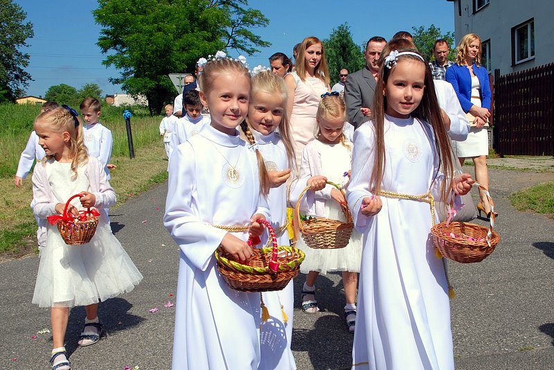 [Rozmiar: 152365 bajt�w]