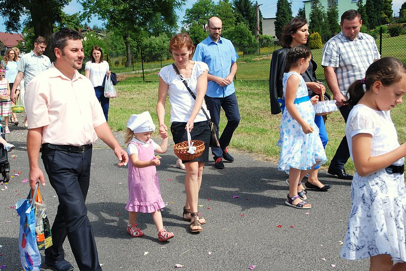 [Rozmiar: 177289 bajt�w]