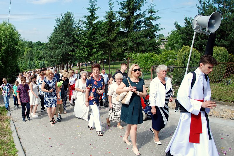 [Rozmiar: 172285 bajt�w]