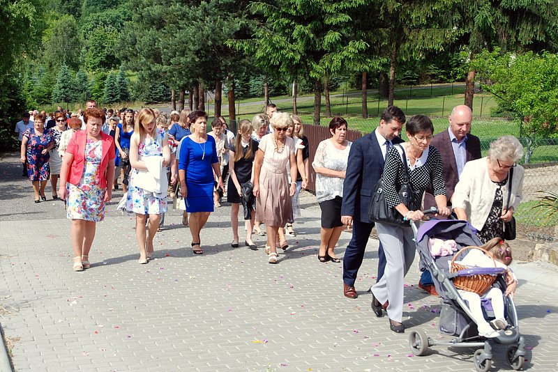 [Rozmiar: 176975 bajt�w]