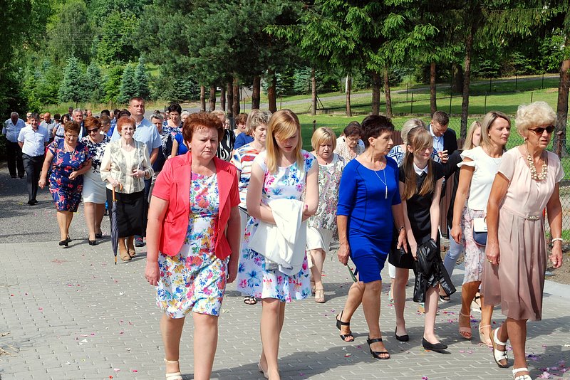 [Rozmiar: 177282 bajt�w]