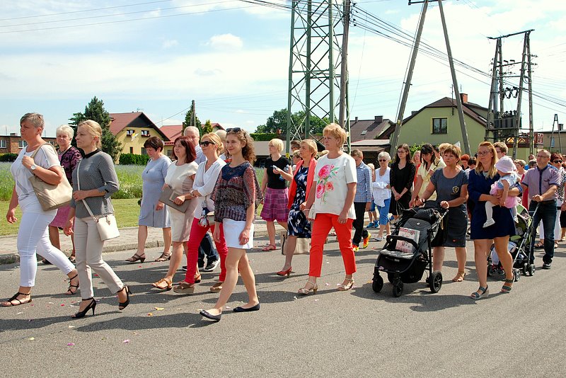 [Rozmiar: 152364 bajt�w]