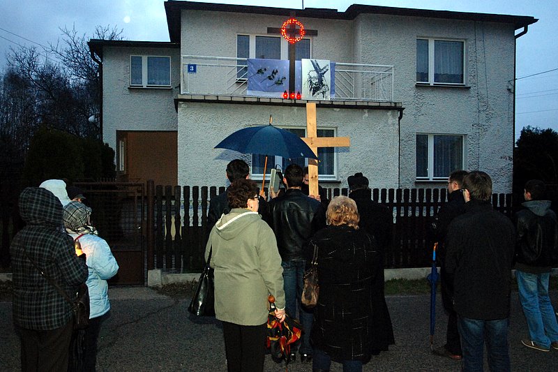 [Rozmiar: 122090 bajt�w]