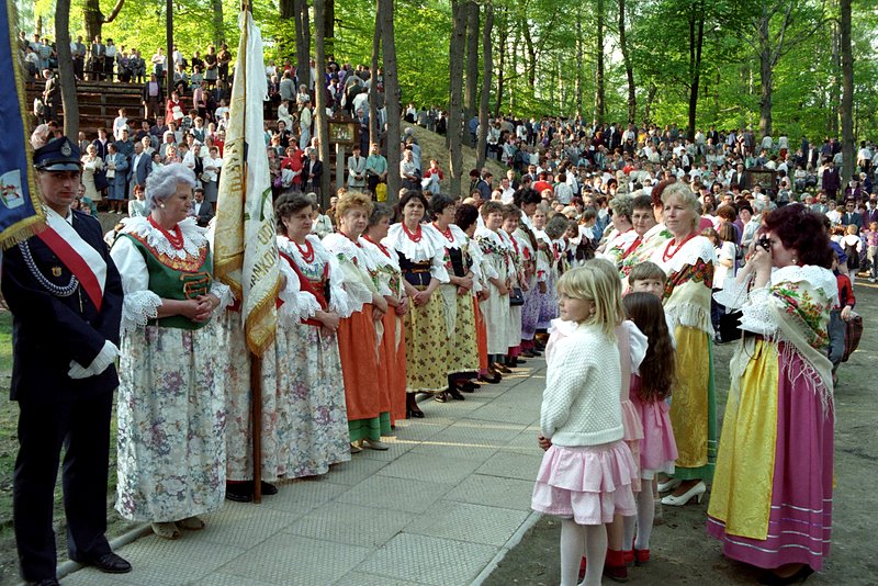 [Rozmiar: 178440 bajt�w]