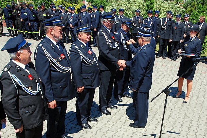 [Rozmiar: 139500 bajt�w]
