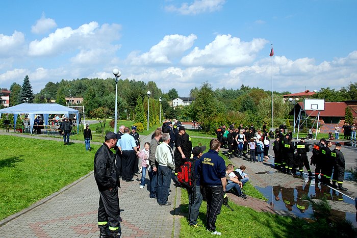 [Rozmiar: 117406 bajt�w]
