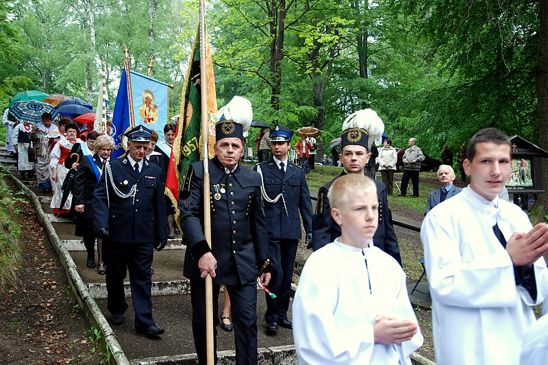 [Rozmiar: 181310 bajt�w]