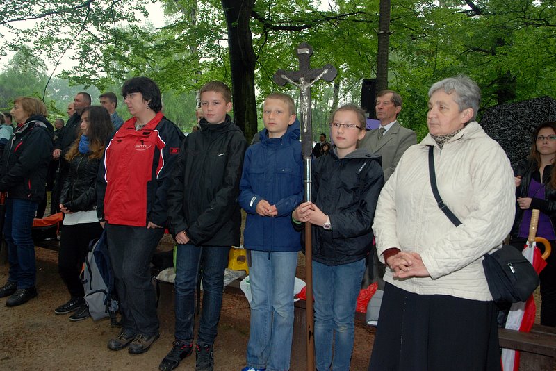 [Rozmiar: 136398 bajt�w]