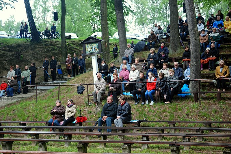 [Rozmiar: 192209 bajt�w]