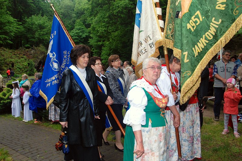 [Rozmiar: 151039 bajt�w]