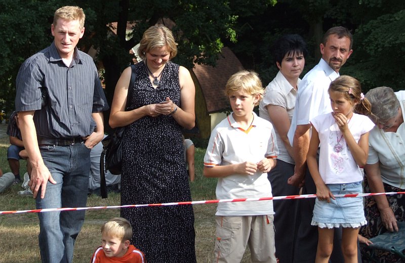 [Rozmiar: 125436 bajt�w]