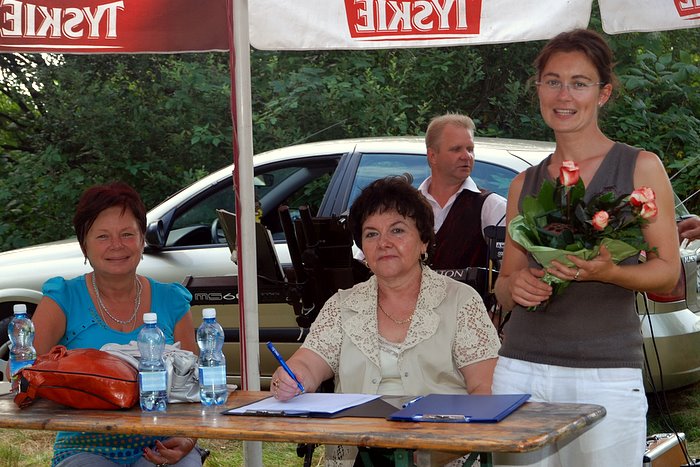 [Rozmiar: 106670 bajt�w]