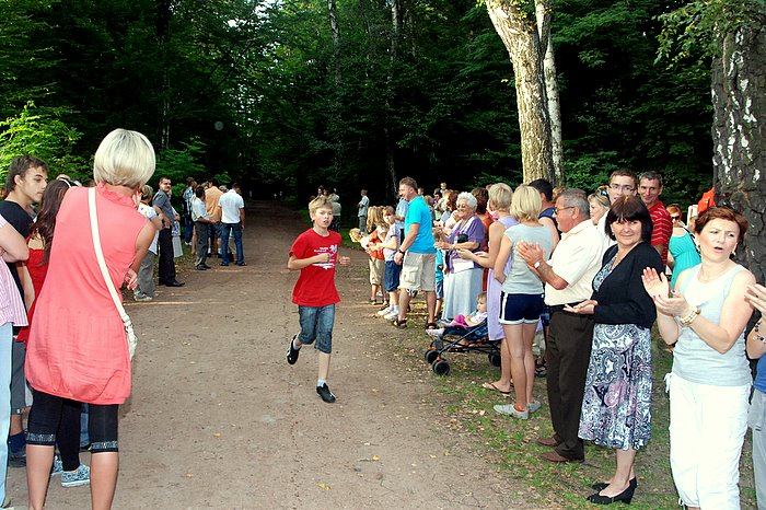 [Rozmiar: 132946 bajt�w]