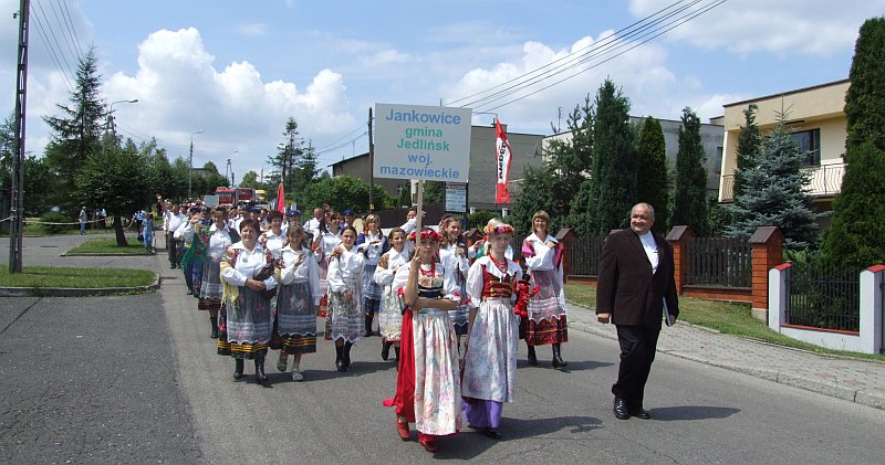 [Rozmiar: 111950 bajt�w]