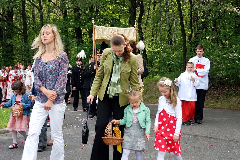 [Rozmiar: 178905 bajt�w]