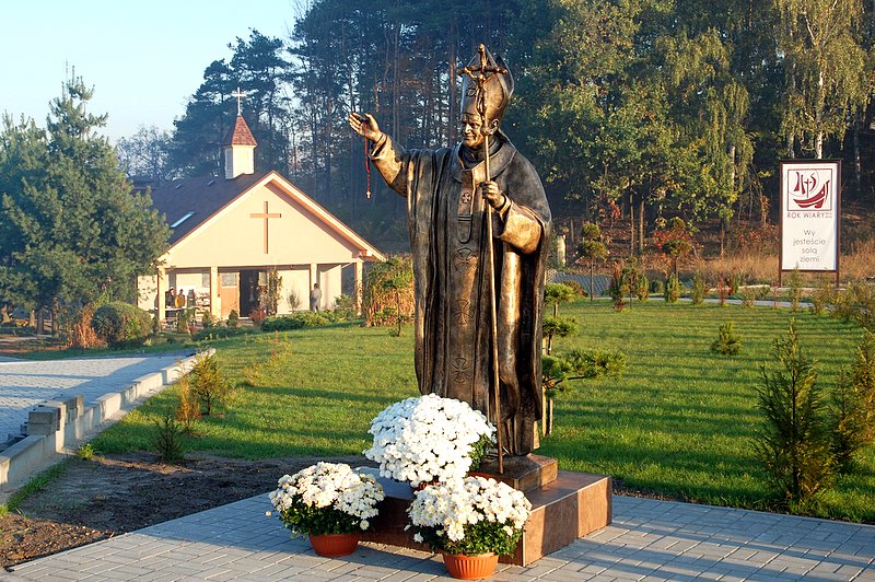 [Rozmiar: 184340 bajt�w]