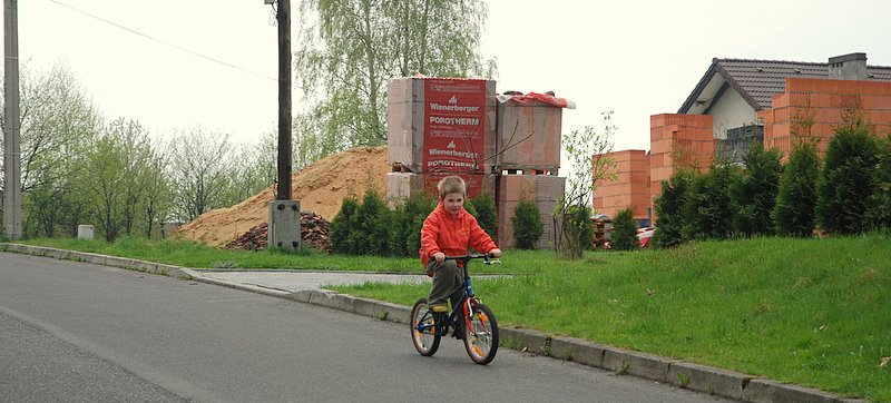 [Rozmiar: 85515 bajt�w]