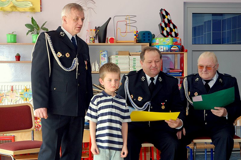 [Rozmiar: 110546 bajt�w]
