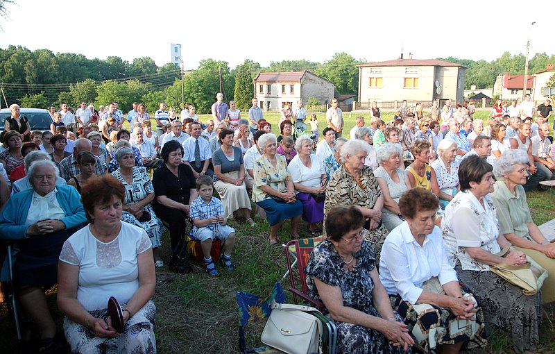 [Rozmiar: 146838 bajt�w]