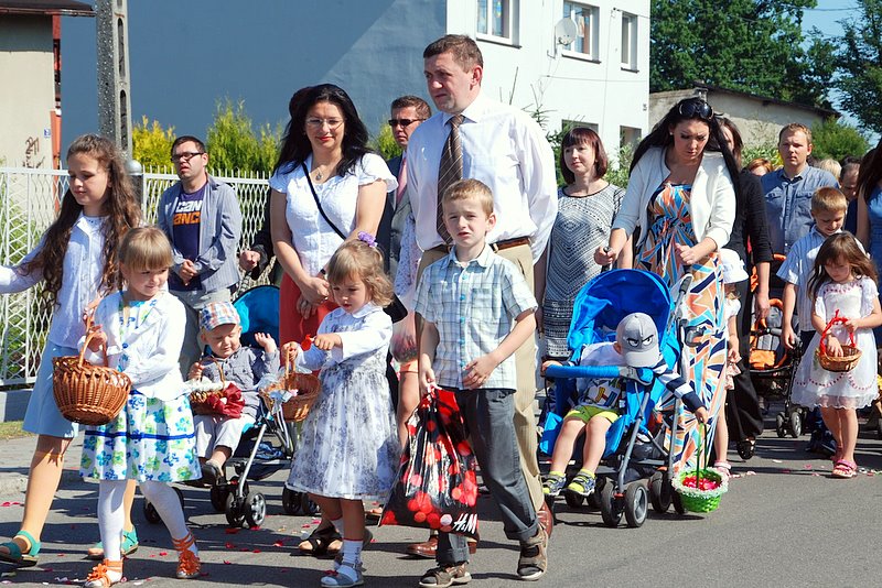 [Rozmiar: 174780 bajt�w]